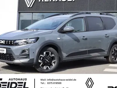 Neu Dacia Jogger Journey 122 PS (89 kW) 2026 Grau Van / Kleinbus