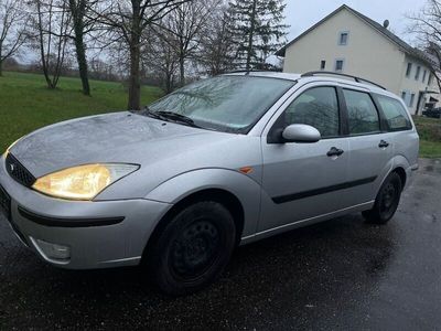 gebraucht Ford Focus Neu TÜV .2 . 2026. Winterreifen, klimatisiert.