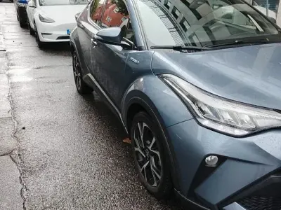 Gebraucht Toyota C-HR 122 PS (89 kW) 2021 Blau SUV
