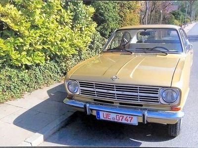 Usado Opel Kadett 45 HP (33 kW) 1970 Dourado Coupé