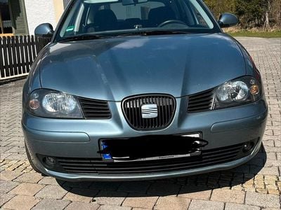 Second-hand Seat Ibiza 75 CP (55 kW) 2005 Albastru Hatchback