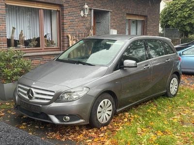 Mercedes B180
