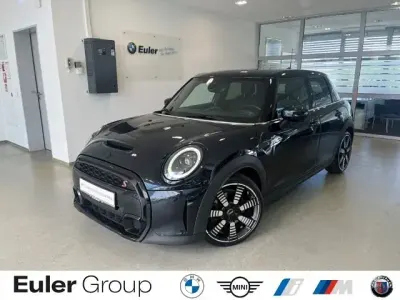 Gebraucht Mini Cooper S 178 PS (130 kW) 2023 Schwarz Kleinwagen