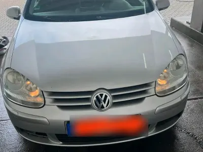 Gebraucht VW Golf V 102 PS (75 kW) 2005 Silber Kleinwagen