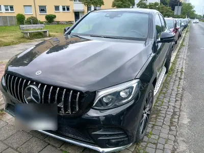 Gebraucht Mercedes GLC250 211 PS (155 kW) 2018 Schwarz SUV