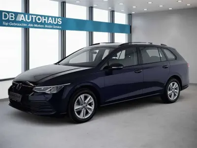 Gebraucht VW Golf VIII Life 116 PS (85 kW) 2024 Blau Kombi