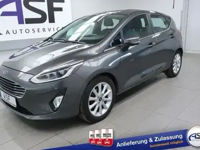 Usata Ford Fiesta Titanium 101 CV (74 kW) 2018 Grigio Utilitaria