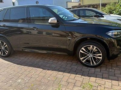 BMW X5 M50