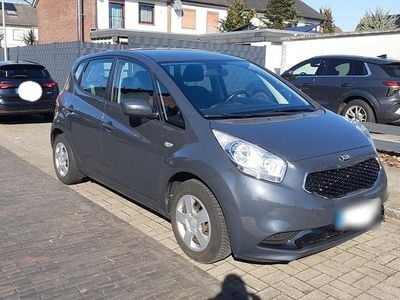 Second-hand Kia Venga 125 CP (91 kW) 2019 Gri Hatchback