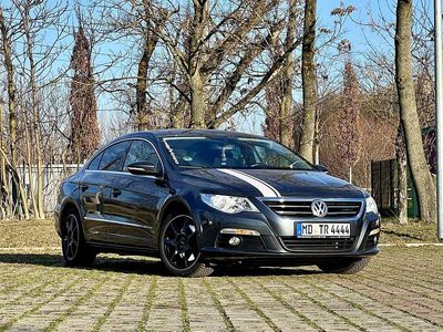 Gebraucht VW Passat 140 PS (102 kW) 2011 Grau Limousine