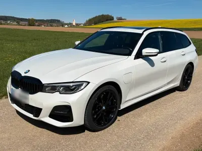 Usata BMW 330e M Sport 295 CV (216 kW) 2021 Bianco Station wagon