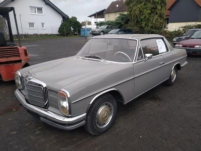 Gebraucht Mercedes W114 150 PS (110 kW) 1969 Grau Coupé