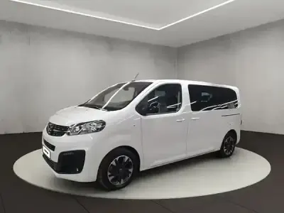 Gebraucht Opel Zafira Life 144 PS (105 kW) 2022 Jade weiß (uni) Van / Kleinbus