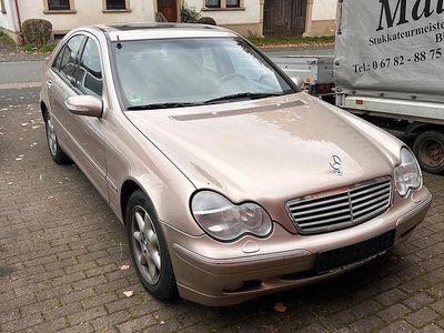 Mercedes C240