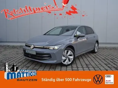 Neu VW Golf VIII Business+ 150 PS (110 kW) 2025 Mondsteingrau Limousine