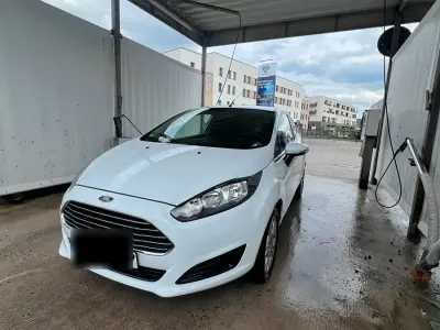 Second-hand Ford Fiesta SYNC Edition 82 CP (60 kW) 2014 Alb Hatchback