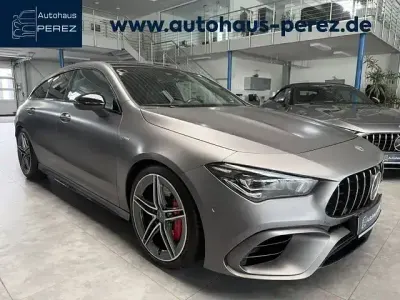 Gebraucht Mercedes CLA45 AMG Shooting Brake AMG 421 PS (309 kW) 2023 Manufaktur mountaingrau magno Kombi