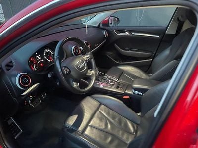 Gebraucht Audi A3 S-Line 184 PS (135 kW) 2014 Rot Limousine