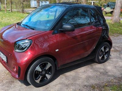Second-hand Smart ForTwo Electric Drive Passion 63 kW (86 CP) 2020 Roșu Cabrio
