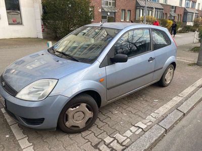 gebraucht Ford Fiesta 1.3