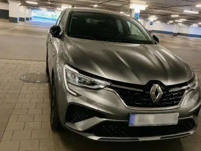 Gebraucht Renault Arkana RS Line 158 PS (116 kW) 2022 Grau SUV