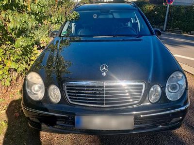 Usata Mercedes E320 Avantgarde 204 CV (150 kW) 2005 Nero Station wagon