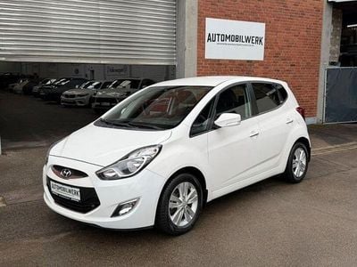 Gebraucht Hyundai ix20 116 PS (85 kW) 2014 Weiß Kleinwagen