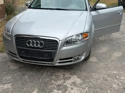 Gebraucht Audi A4 102 PS (75 kW) 2005 Silber Limousine
