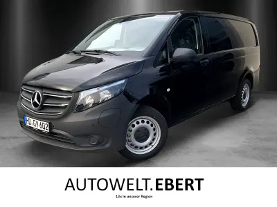 Gebraucht Mercedes e-Vito 85 kW (116 PS) 2023 Obsidianschwarz Van