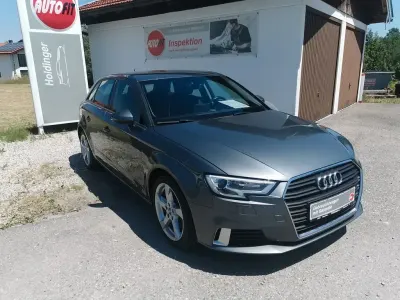 Gebraucht Audi A3 Sport 150 PS (110 kW) 2017 Grau Limousine