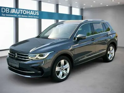 Gebraucht VW Tiguan Elegance 190 PS (139 kW) 2024 Grau SUV