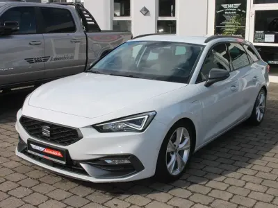 Gebraucht Seat Leon FR 150 PS (110 kW) 2021 Weiß Limousine