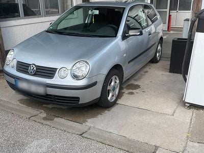 Silber Gebraucht 2002 VW Polo Kleinwagen | 350 € (Superpreis)
