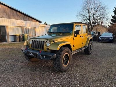 Gebraucht Jeep Wrangler Unlimited Sahara 177 PS (130 kW) 2008 Grün SUV