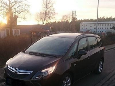 Gebraucht Opel Zafira Tourer Active 120 PS (88 kW) 2013 Braun Van / Kleinbus