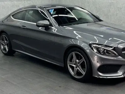 Gebraucht Mercedes C220 AMG line 170 PS (125 kW) 2017 Grau Coupé
