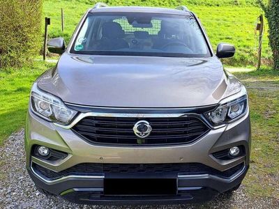 gebraucht Ssangyong Rexton 2.2 Diesel e-XDi 220 Sapphire 4WD AT ...