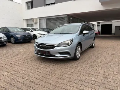 Gebraucht Opel Astra Edition 110 PS (80 kW) 2019 Blau Kombi