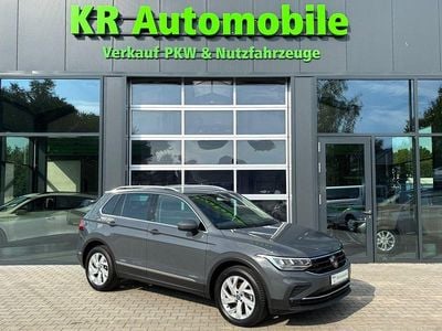 Gebraucht VW Tiguan Move 150 PS (110 kW) 2023 Grau SUV