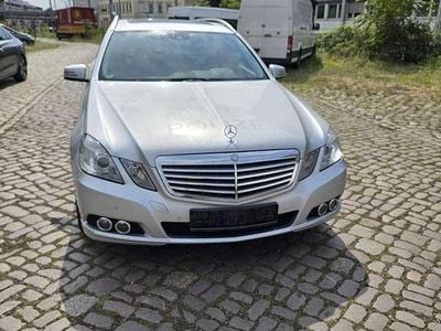 Mercedes E220