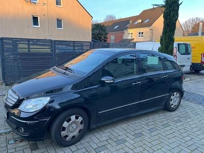 Gebraucht Mercedes B170 116 PS (85 kW) 2006 Schwarz Van / Kleinbus
