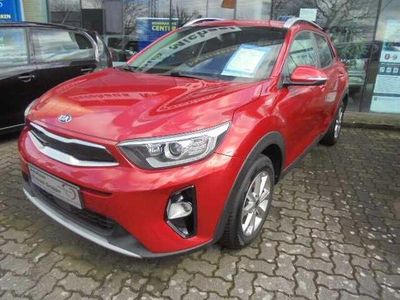 Rot Gebraucht 2020 Kia Stonic Vision SUV | 14.890 € (Etwas zu teuer)