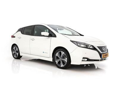Gebraucht Nissan Leaf Tekna 110 kW (150 PS) 2018 Weiß Kleinwagen