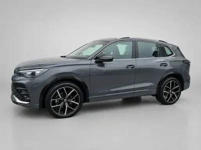 Neu VW Tiguan R-line 150 PS (110 kW) 2026 Grau SUV