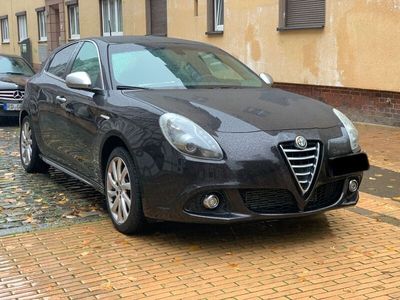 gebraucht Alfa Romeo Giulietta 1.6 JTDM 16V - Sparsam - Klima - Sport