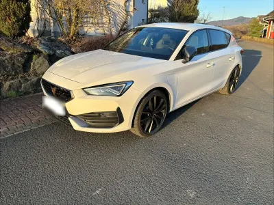 Usata Cupra Leon VZ 245 CV (180 kW) 2023 Bianco Berlina