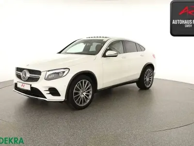 Używany Mercedes GLC350 AMG 258 KM (189 kW) 2018 Biały Coupe