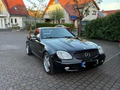 Second-hand Mercedes SLK230 AMG 197 CP (144 kW) 2002 Negru Cabrio