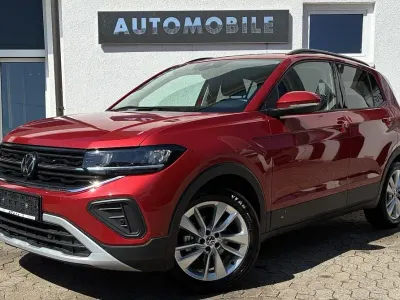 Gebraucht VW T-Cross Life 116 PS (85 kW) 2024 Rot SUV