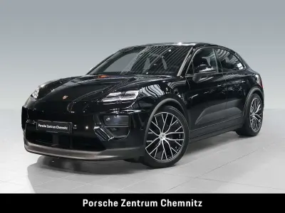 Gebraucht Porsche Macan 4 Electric 300 kW (408 PS) 2026 Schwarz SUV